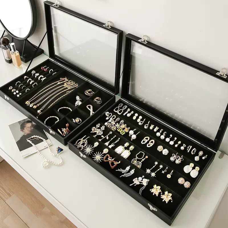 Boîte de rangement pour bijoux avec couvercle en verre